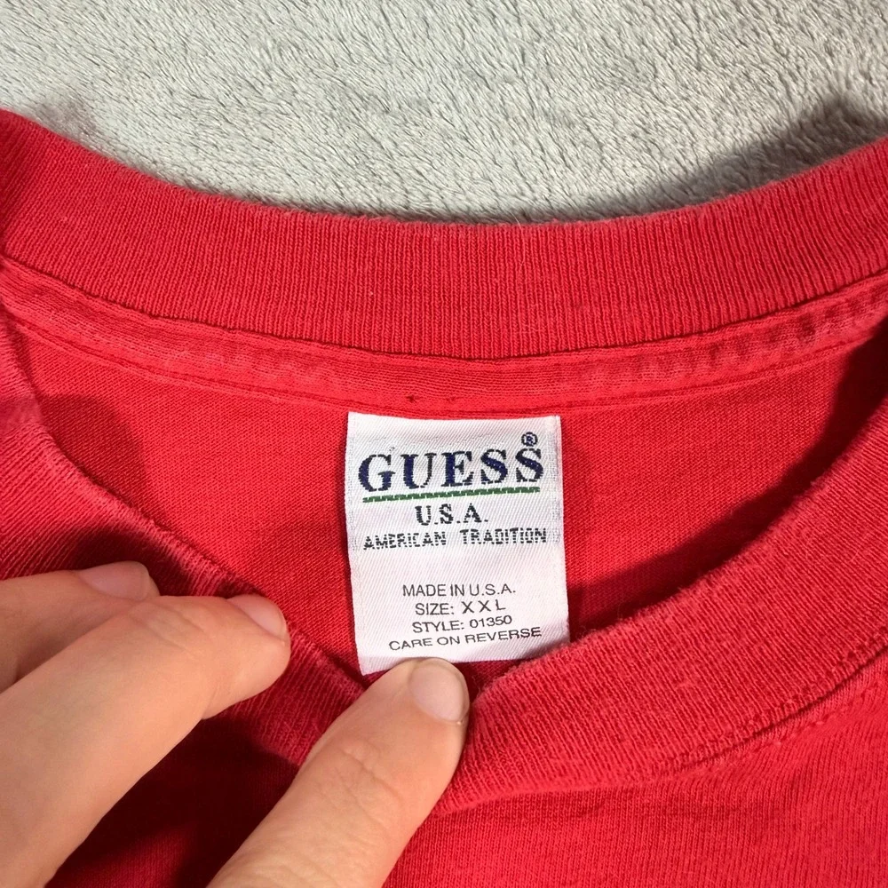 Vintage Guess Mens XXL T-Shirt Red Jeans Logo Short Sleeve Cotton USA - Picture 3 of 8